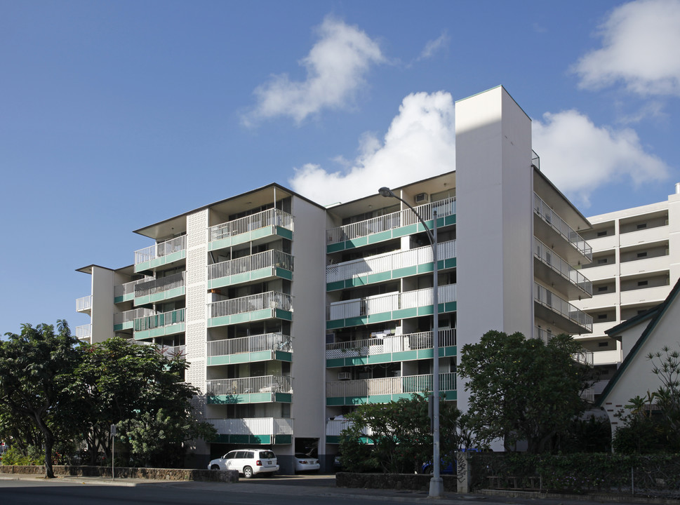 Pi'ikoi Terrace Apartments in Honolulu, HI - Building Photo