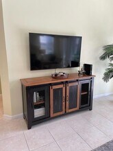 9333 World Cup Way in Port St. Lucie, FL - Foto de edificio - Building Photo