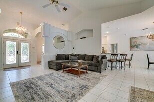 9939 SW 203rd Cir in Dunnellon, FL - Building Photo