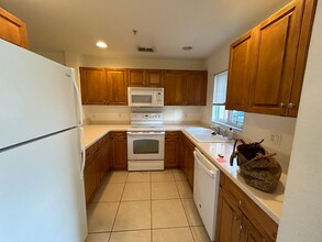 9410 Ivy Brook Run in Ft. Myers, FL - Building Photo - Building Photo