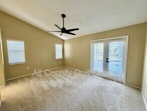 4935 82nd Pl E in Sarasota, FL - Building Photo - Building Photo