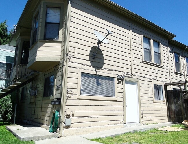 property at 5862-5864 Beaudry St