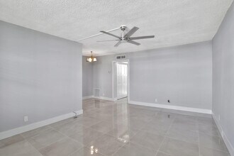 2400 NE 10th St in Pompano Beach, FL - Building Photo - Building Photo