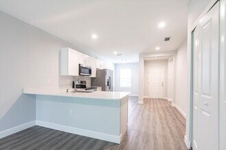 17155 Belmont Ave in Port Charlotte, FL - Building Photo - Building Photo