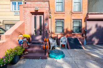 363 Madison St in Brooklyn, NY - Building Photo - Building Photo