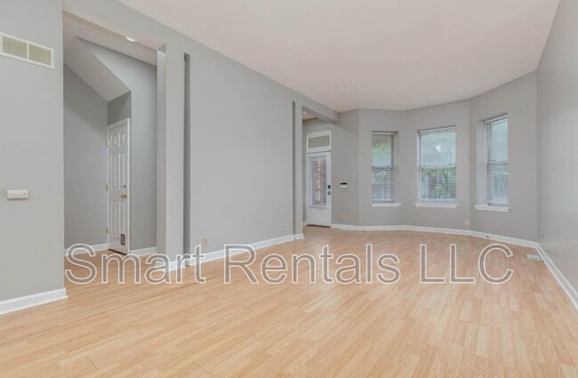 property at 3914 Shenandoah Ave