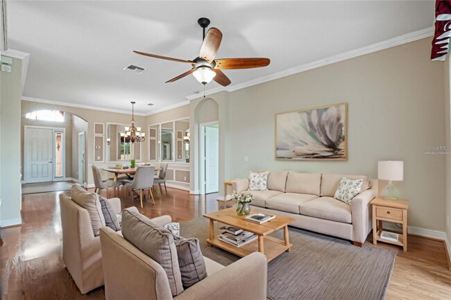 4936 Sandy Brook Cir in Wimauma, FL - Building Photo - Building Photo