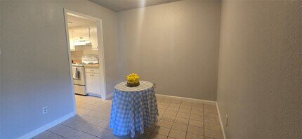 12830 Midway Rd, Unit 1126 in Dallas, TX - Building Photo - Building Photo