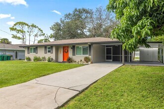 2586 Auburn Blvd in Port Charlotte, FL - Building Photo - Building Photo