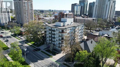 435-435 Colborne St in London, ON - Building Photo - Building Photo