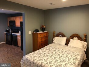 199 Rumbling Rock Rd in Hedgesville, WV - Building Photo - Building Photo