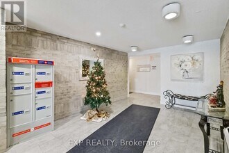 725 Deveron Crescent in London, ON - Building Photo - Building Photo