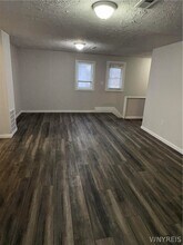 1312 Ontario Ave in Niagara Falls, NY - Building Photo - Building Photo