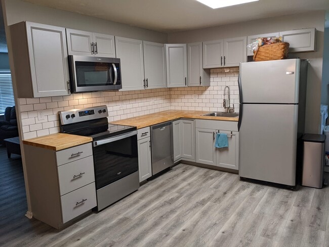 property at 3126 N Norfolk St
