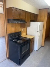 137 Clinton Ct in Hammond, LA - Foto de edificio - Building Photo