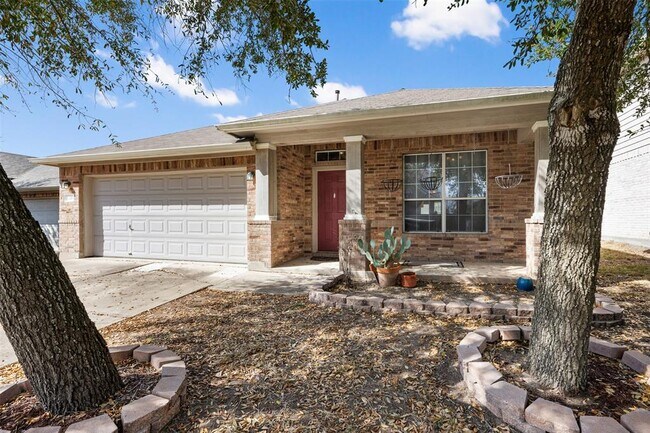 221 Stone Crest Blvd in Buda, TX - Building Photo - Building Photo
