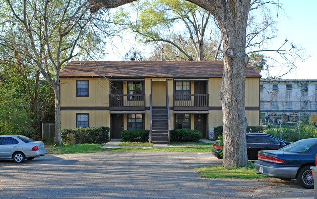 1317 Hancock St in Tallahassee, FL - Foto de edificio - Building Photo