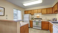 Building Photo - The Retreat at Austin Bluffs Apartments in Colorado Springs, Colorado