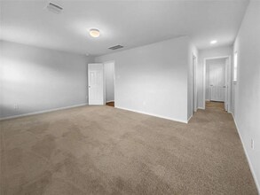 25621 Ramsey Heights Way in Porter, TX - Building Photo - Building Photo
