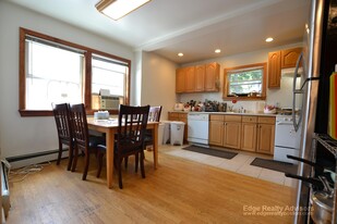 46 Gardner St, Unit 13 in Boston, MA - Building Photo