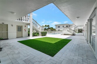 5450 Hollywood Blvd in Hollywood, FL - Building Photo - Building Photo