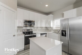 340 Niki Dr in Lewisville, TX - Building Photo - Building Photo