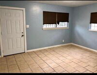 6114 Hartwick Rd photo'