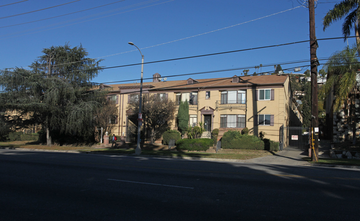 4117-4121 Los Feliz Blvd in Los Angeles, CA - Building Photo