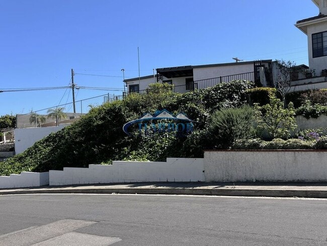 827 W 22nd St in Los Angeles, CA - Building Photo - Building Photo