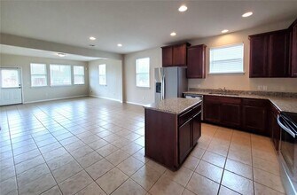 217 Michaelis Dr in Leander, TX - Building Photo - Building Photo