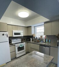 1643 Wiley St in Hollywood, FL - Building Photo - Building Photo