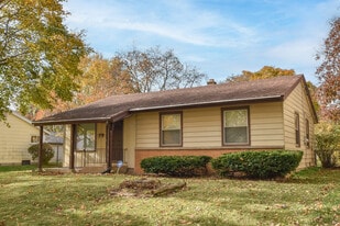 5101 N 83rd St in Milwaukee, WI - Building Photo