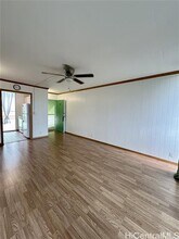 1045 Aheahe Ave in Wahiawa, HI - Building Photo - Building Photo