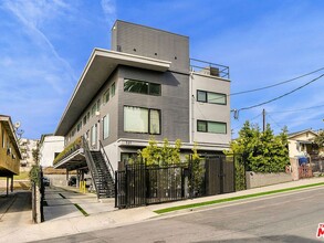 321 N Bixel St in Los Angeles, CA - Building Photo - Building Photo