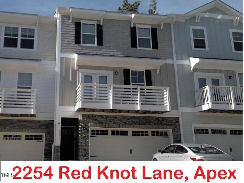 2254 Red Knot Ln in Apex, NC - Building Photo