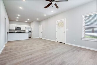 Farmington Hills Duplexes in Farmington, AR - Building Photo - Building Photo