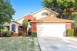2607 Mountainview Dr in Corinth, TX - Building Photo