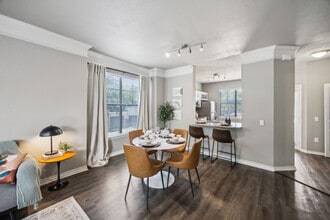 The Parker in Plano, TX - Foto de edificio - Building Photo