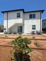 202-204 Calla Ave in Imperial Beach, CA - Building Photo