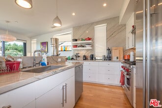 581 Agate St in Laguna Beach, CA - Building Photo - Building Photo