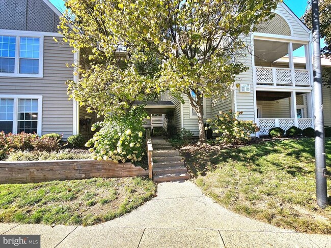 property at 7660 Willow Point Dr