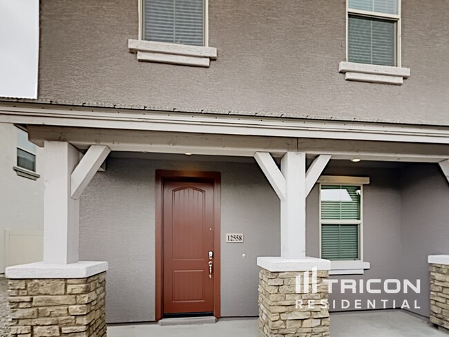 property at 12558 W Hummingbird Terrace