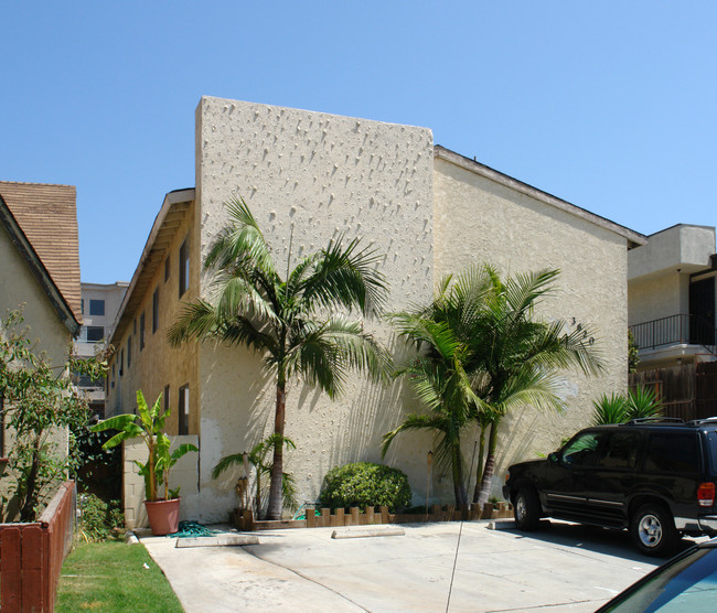 3620 Westwood Blvd in Los Angeles, CA - Building Photo - Building Photo