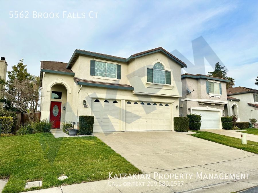 5562 Brook Falls Ct in Stockton, CA - Building Photo