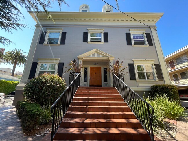 property at 669 Oakland Ave