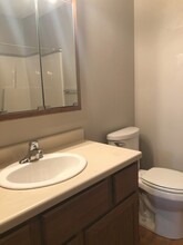 4907 W Kirkwood Cir in Sioux Falls, SD - Building Photo - Building Photo