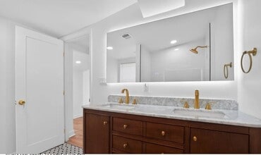 206 Admiral Dr in Annapolis, MD - Building Photo - Building Photo