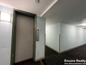 66 Homer Ave, Unit 105 in Cambridge, MA - Building Photo - Building Photo