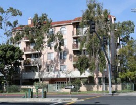 1621 Venice Blvd, Unit 207 in Los Angeles, CA - Building Photo