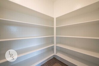 352 N Millard Ave in Fresno, CA - Building Photo - Building Photo